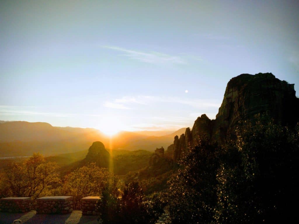 atardecer en Meteora, Kalambaka, Grecia. Sunset in greece